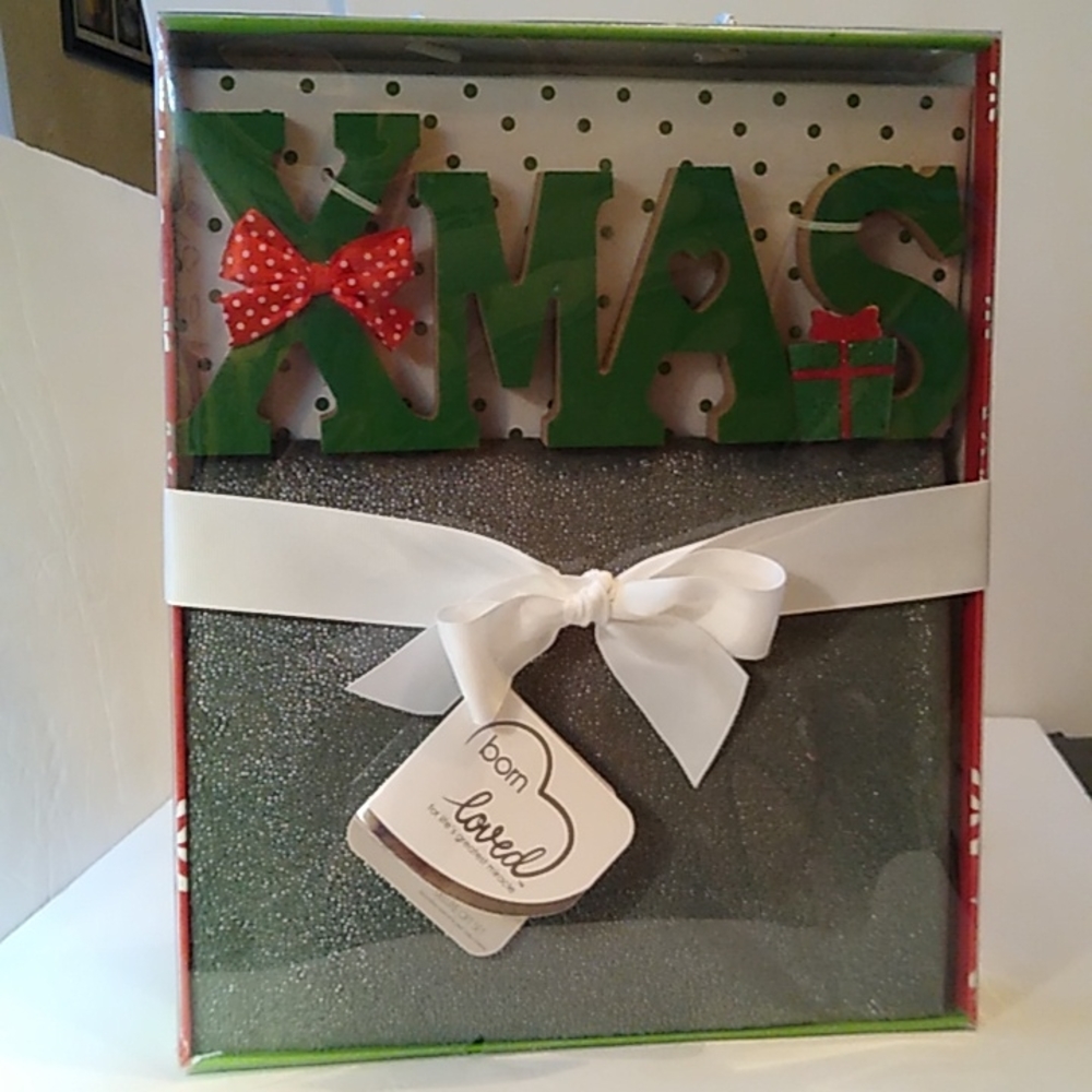 Christmas baby blanket gift set by Born Loved , green .NIB .25.00